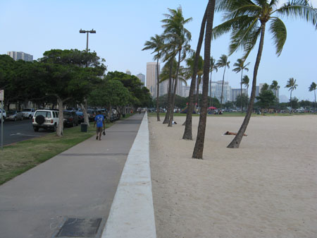 2356-AlaMoanaBeach